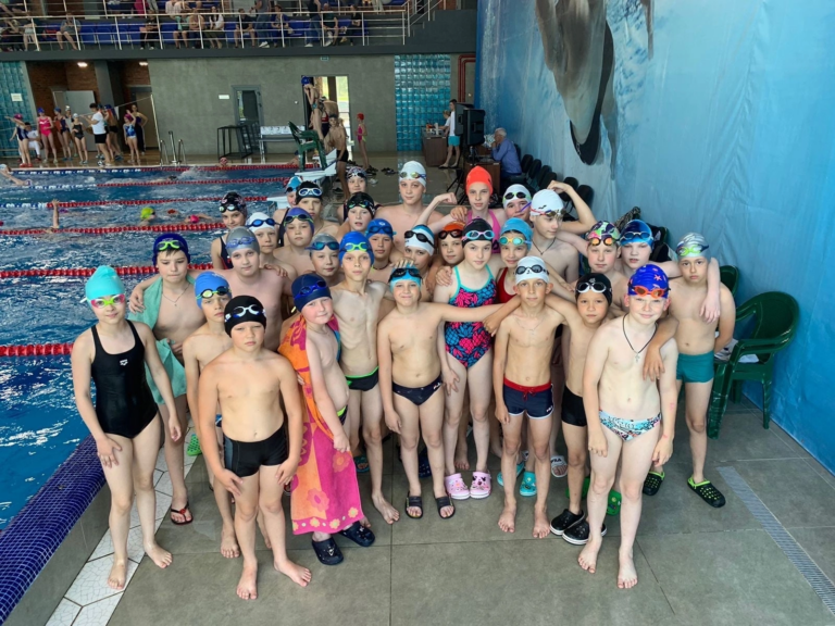 «В дни летних школьных каникул»- соревнования пловцов в Нововоронеже